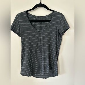Lululemon V Neck T Shirt